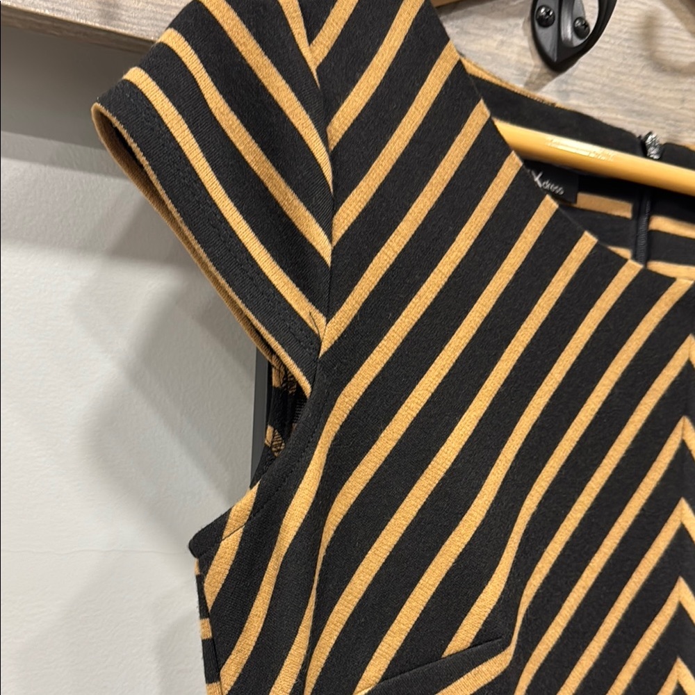 NWOT! Elegant Black and Tan Striped Dress - Picture 6 of 9
